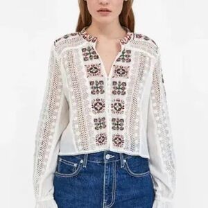 Zara Women’s Embroidered Top